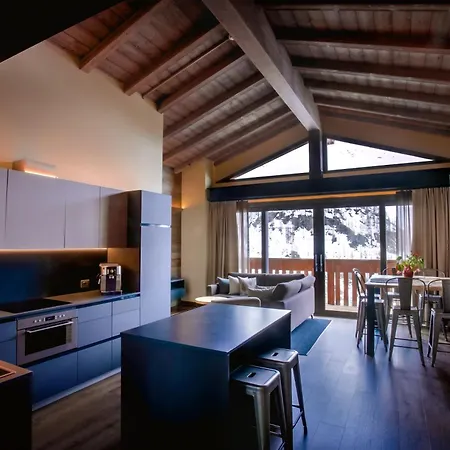 Aparthotel La Cresta 4*