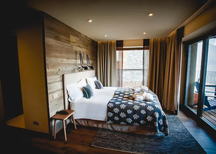 拉克雷斯塔木屋酒店