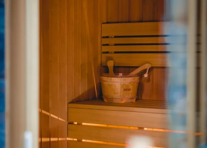 拉克雷斯塔木屋酒店 公寓式酒店 4*