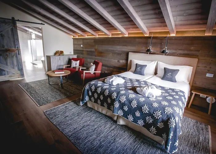 Apart-hotel La Cresta 4*